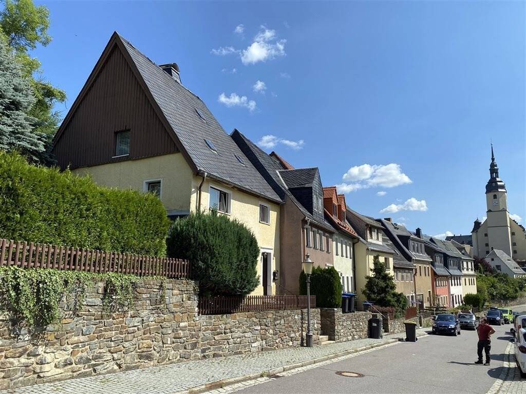 Thumbnail-Sanierungsbedürftiges Reihenendhaus in der historischen Altstadt von Zschopau.