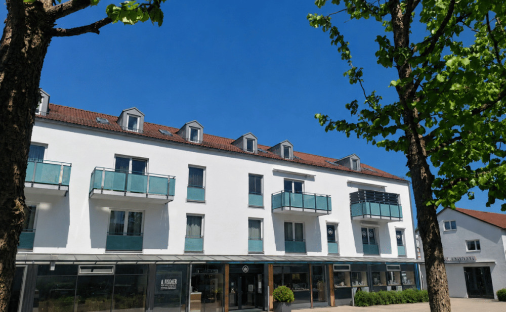 Thumbnail-Schönes Wohnen im Herzen der Gemeinde - Geräumige 4 Zi,- Mais.-Whg. mit Balkon und TG, Neufahrn (s1)