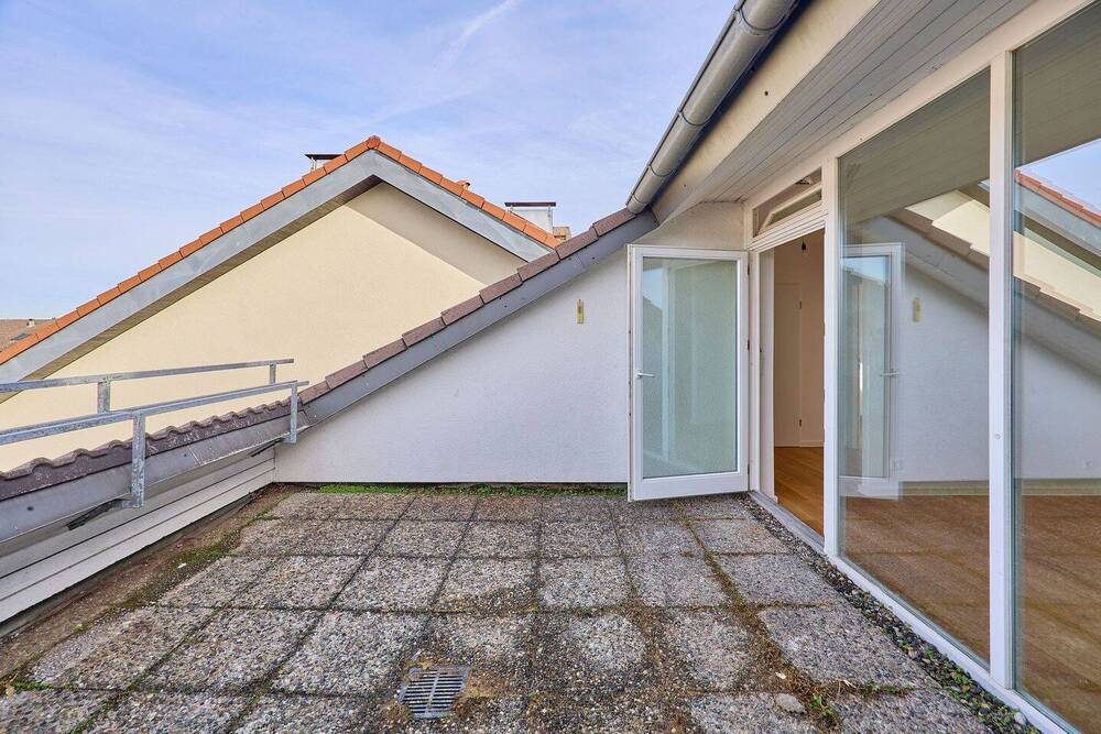 Thumbnail-Traumhafte Loggia! Modernisierte 3-Zimmer-DG-Wohnung in Schwetzingen zur Miete