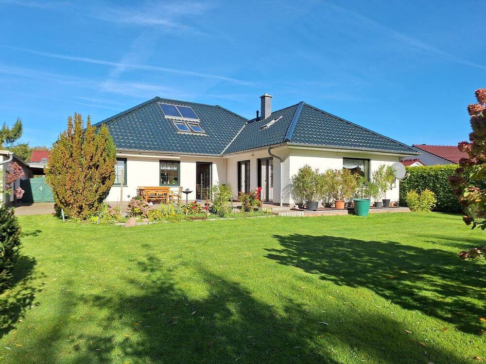 Thumbnail-Einfamilienhaus mit Garage und großem Garten fußläufig zum Zentrum Greifswalds