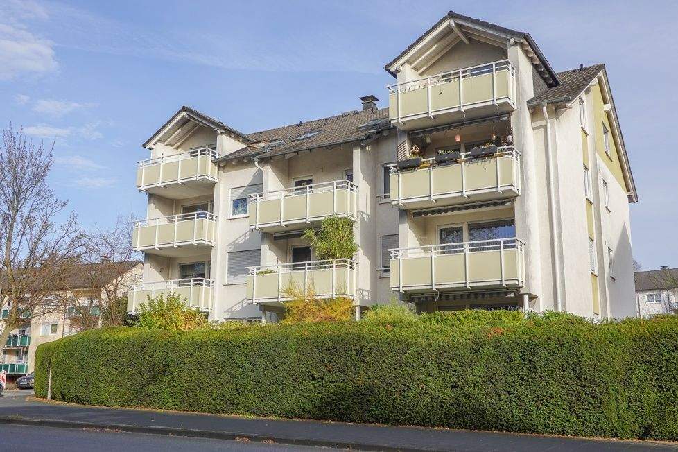 Thumbnail-Schicke 78m² große 3-Zimmer-ETW im Herzen von Hohenlimburg-Elsey, Großer SW-Balkon, Garage