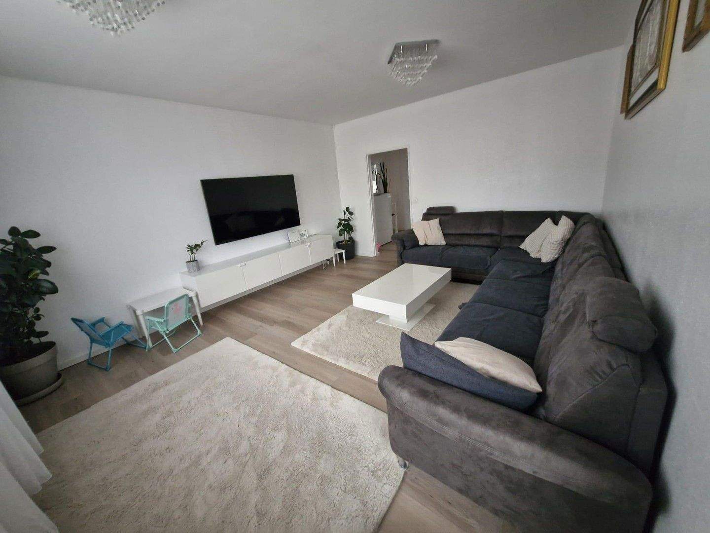 Thumbnail-Moderne 4-Zimmer-Wohnung mit Weitblick in Wiesbaden-Klarenthal