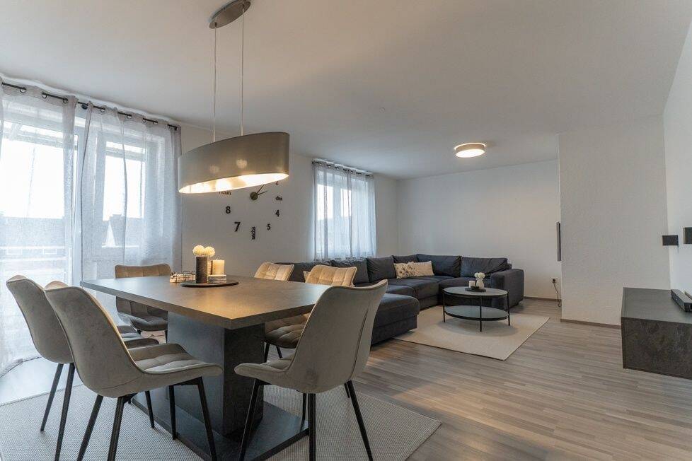 Thumbnail-Vollständig renovierte 110m² große Eigentumswohnung in ruhiger Lage nahe der Hagener City!