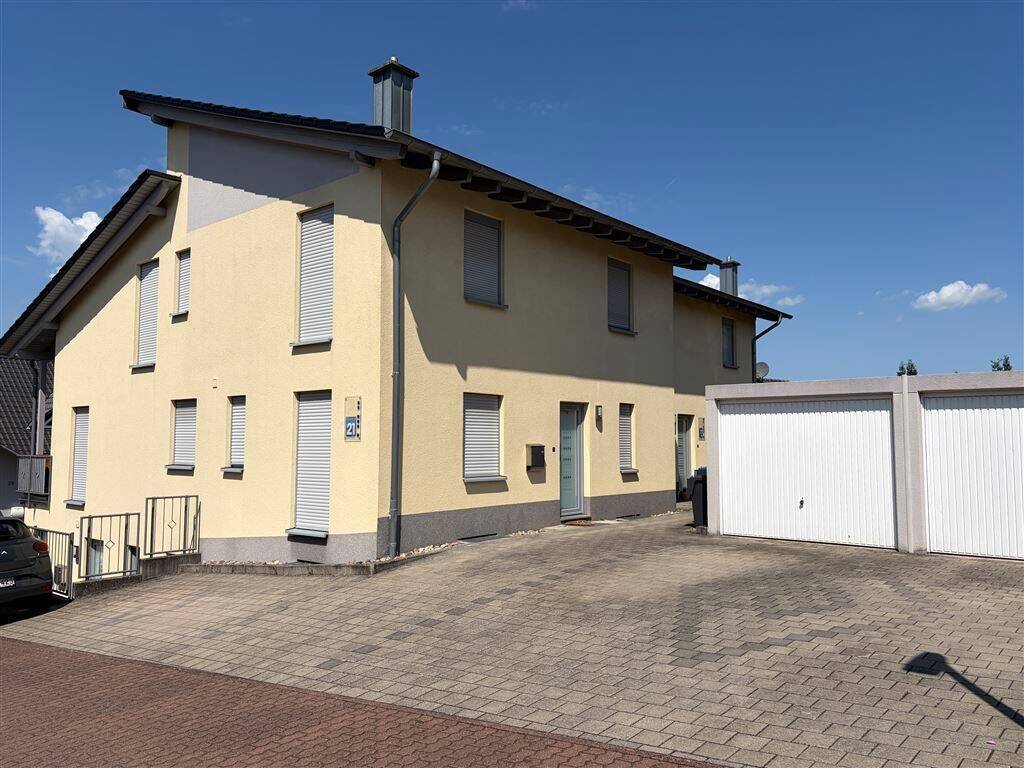 Thumbnail-Eppelborn: In ruhiger Lage Do-Haus mit 4 WE