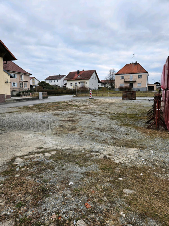 Thumbnail-Attraktives Grundstück im Herzen von Schöllnach - Perfekte Lage für Ihre Bauprojekte