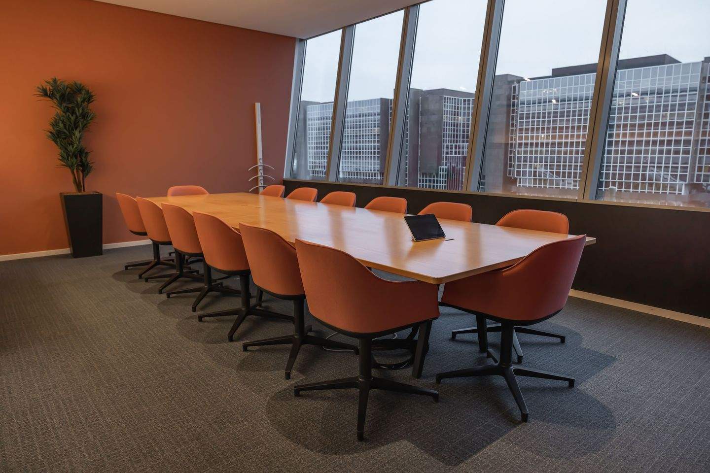 Thumbnail-Großraumbüros für 10 Personen in Regus THE SQUAIRE Conference Center