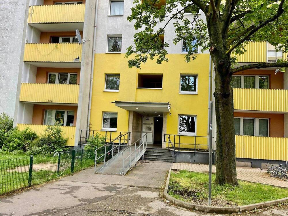 Thumbnail-4-Zimmerwohnung sucht Mieter