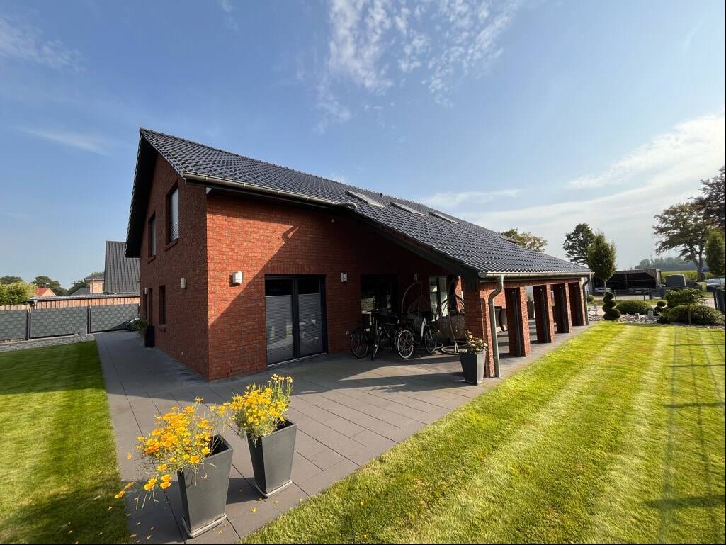 Thumbnail-Exklusives Wohnhaus mit Einliegerwohnung