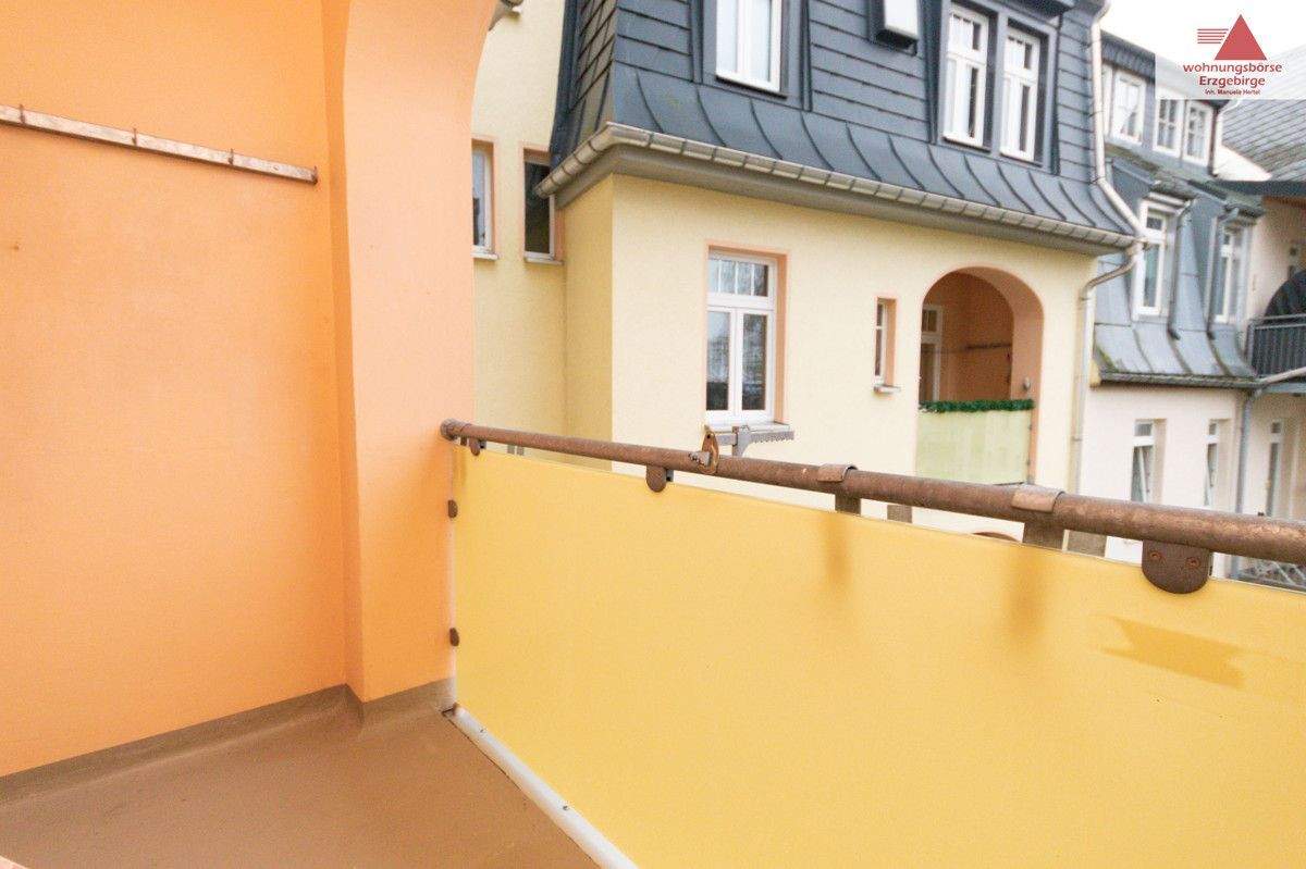 Thumbnail-Stilvolle 3-Raum-Wohnung mit Balkon und viel Nebenfläche in der oberen Stadt von Annaberg!