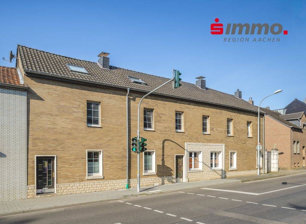 Thumbnail-Attraktives Dreifamilienhaus mit großem Garten für Eigennutzer und Anleger in Horbach