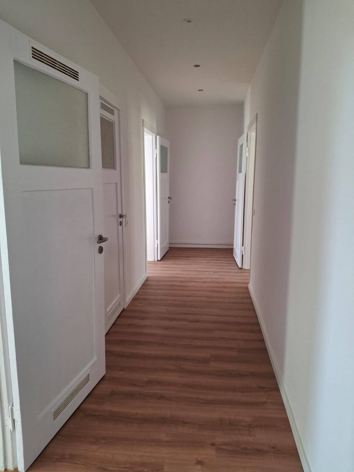 Thumbnail-Frisch renoviert... 2 ZKDB in der Wittekindstr.10 in Geestemünde zu vermieten mit Balkon