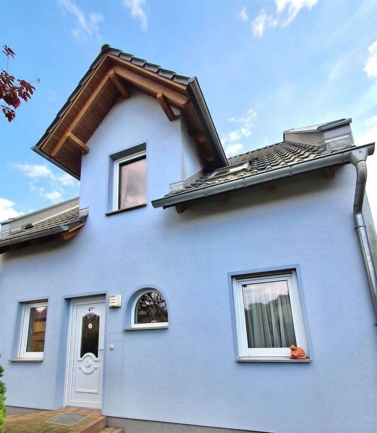 Thumbnail-Vielseitiges Einfamilienhaus: Perfekt für Familie, Praxis oder Büro in Peitz