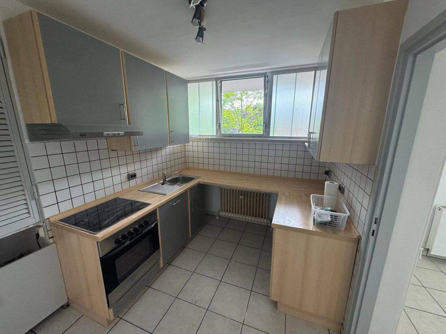 Thumbnail-WG-geeignete 4-Zimmer Wohnung in Bonn-Auerberg