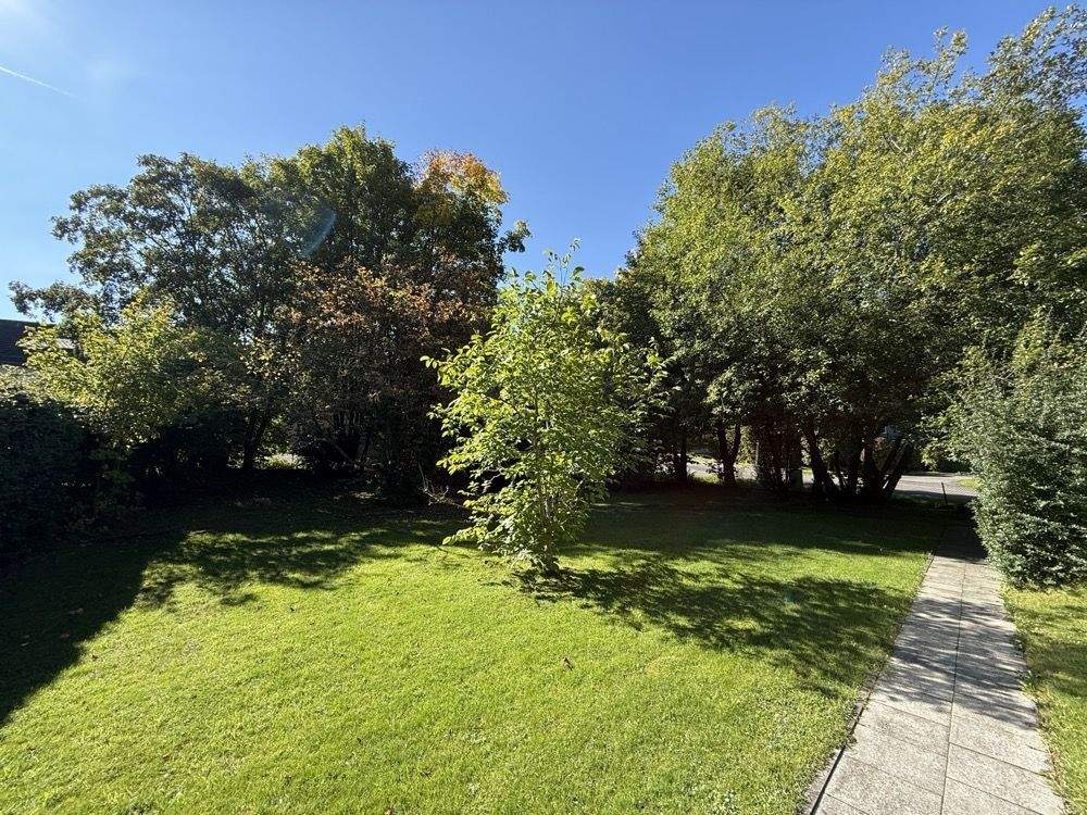 Thumbnail-Großes Grundstück in Roetgen: 1.041 m² mit Entwicklungsperspektive in ruhiger Lage