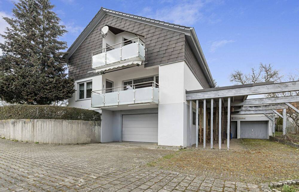 Thumbnail-PROVISIONSFREI - Vielseitiges Haus mit zahlreichen Möglichkeiten und mehreren Garagen