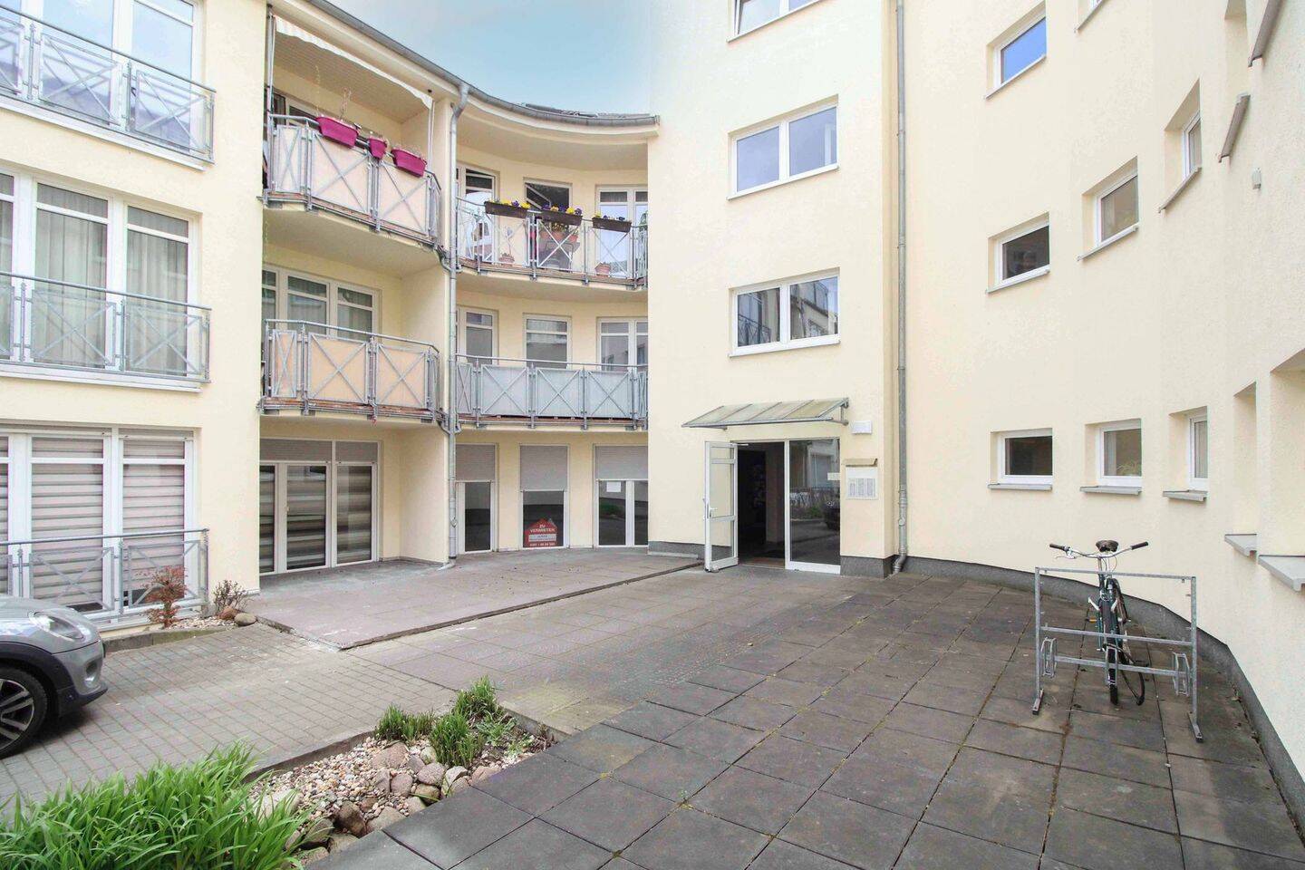 Thumbnail-Bequem leben: Altersgerechte Wohnung mit Aufzug und sonnigem Balkon