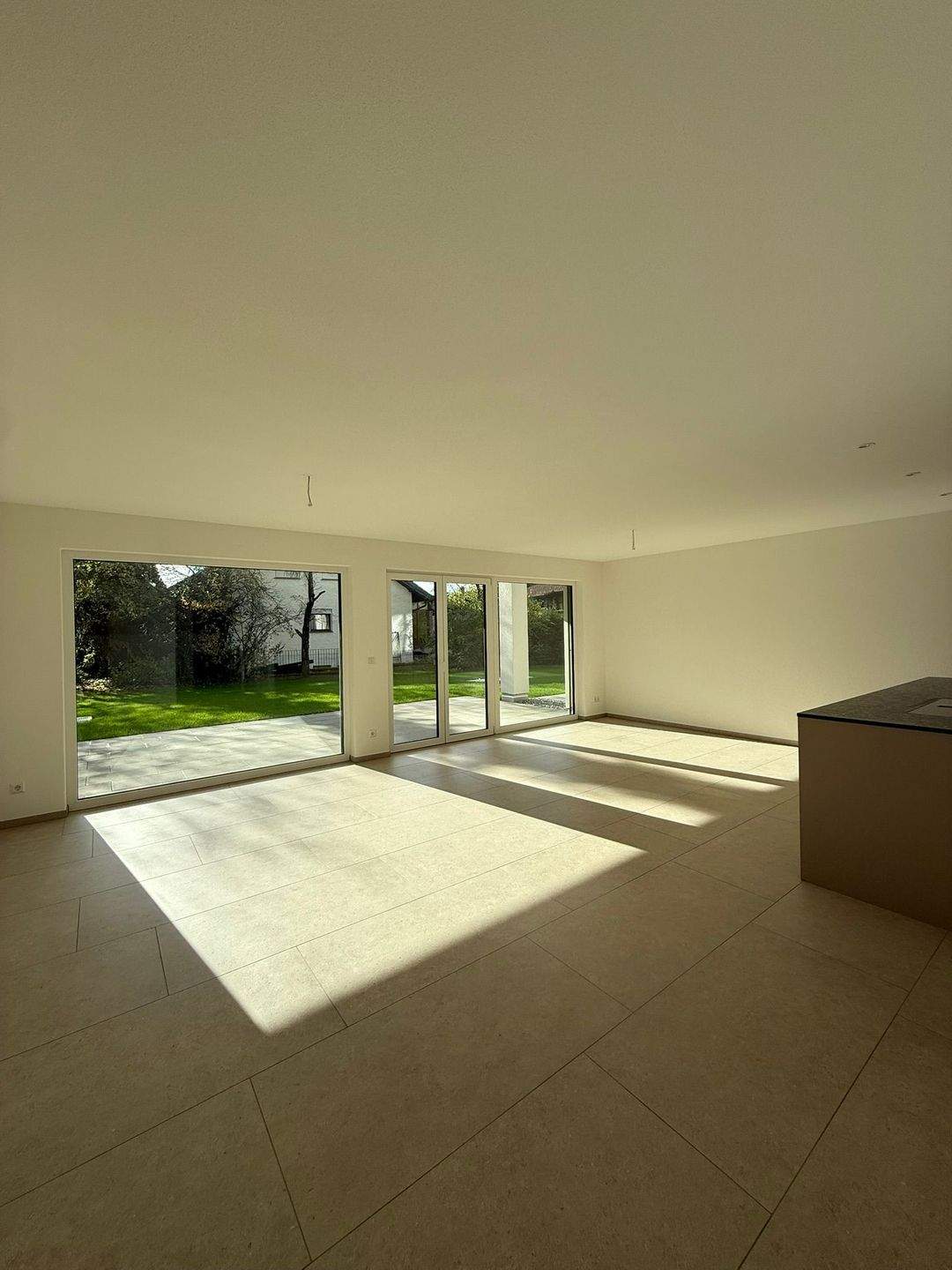 Thumbnail-Modern & ebenerdig: Helle Erdgeschosswohnung im Neubau in Hilzingen