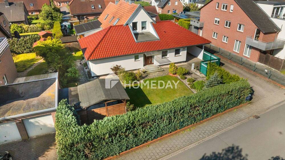 Thumbnail-Sonnige Aussichten: Großzügiges Wohnen in moderner Atmosphäre mit privater Gartenidylle