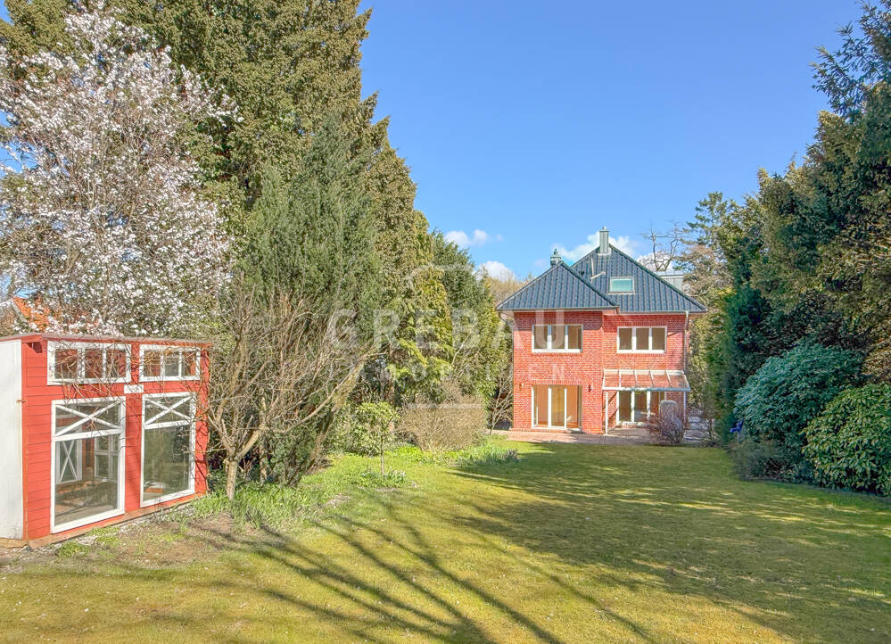 Thumbnail-Großes Familienhaus mit Einliegerwohnung, Sauna, Garage und herrlichem Garten