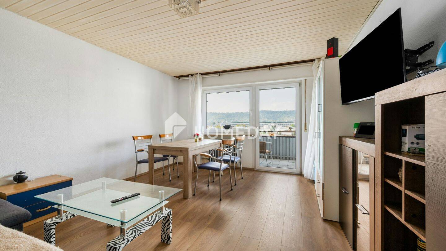 Thumbnail-Charmante 3-Zimmer-Wohnung mit Westbalkon und Stellplatz in Stuttgart-Untertürkheim