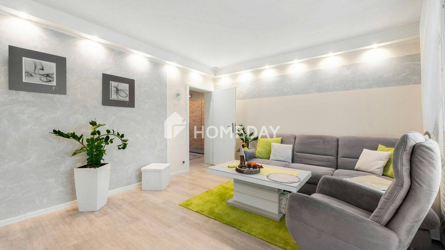 Thumbnail-Gepflegte 3-Zimmer-Wohnung mit Balkon, moderner Ausstattung und Einbauküche