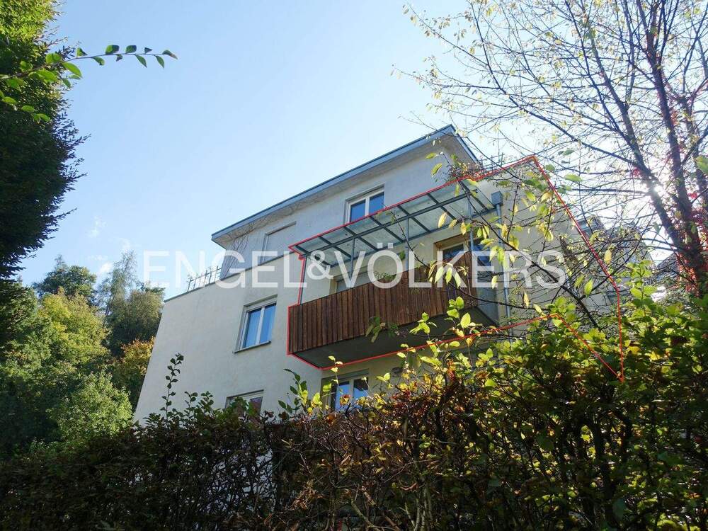 Thumbnail-Gut geschnittene Drei-Raum-Wohnung mit offener Küche und separatem TG-Stellplatz