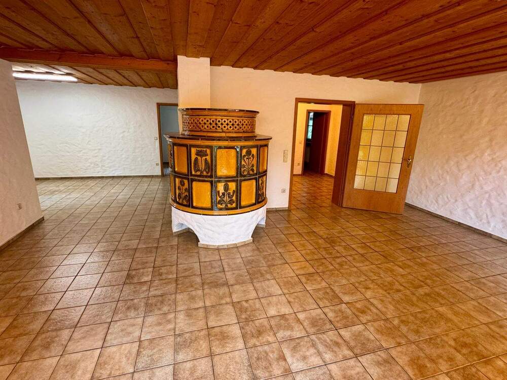 Thumbnail-N-Fischbach: Haus mit großzügigem Grundstück, diskrete Lage