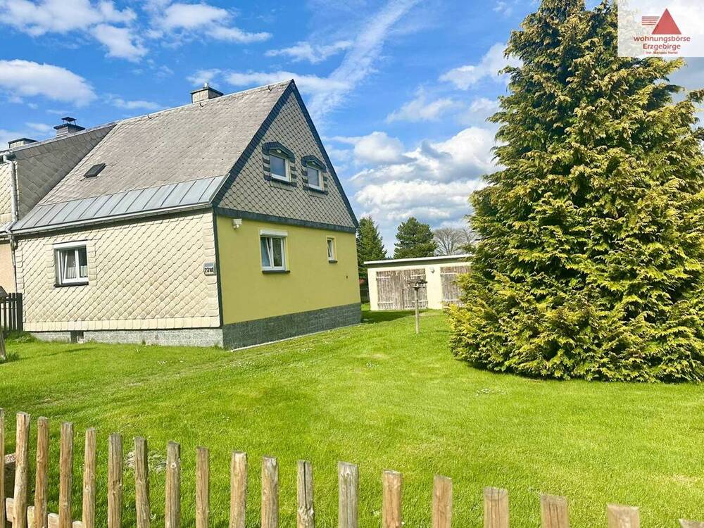 Thumbnail-Doppelhaushälfte mit großem Grundstück in Jöhstadt!!