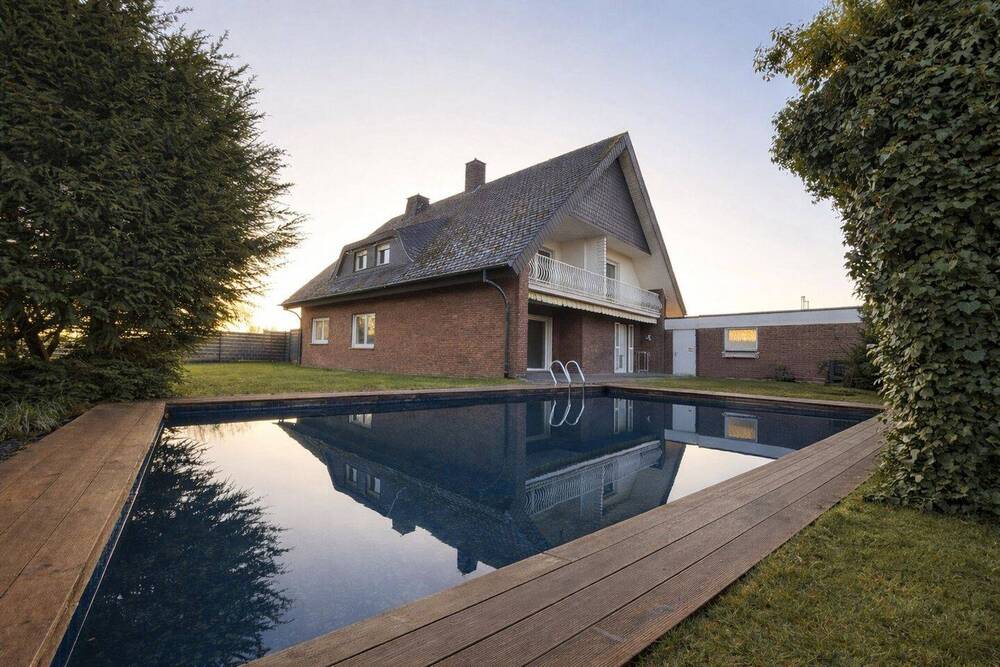 Thumbnail-Hochwertiges Zwei- bis Dreifamilienhaus mit vielfältigen Nutzungsmöglichkeiten