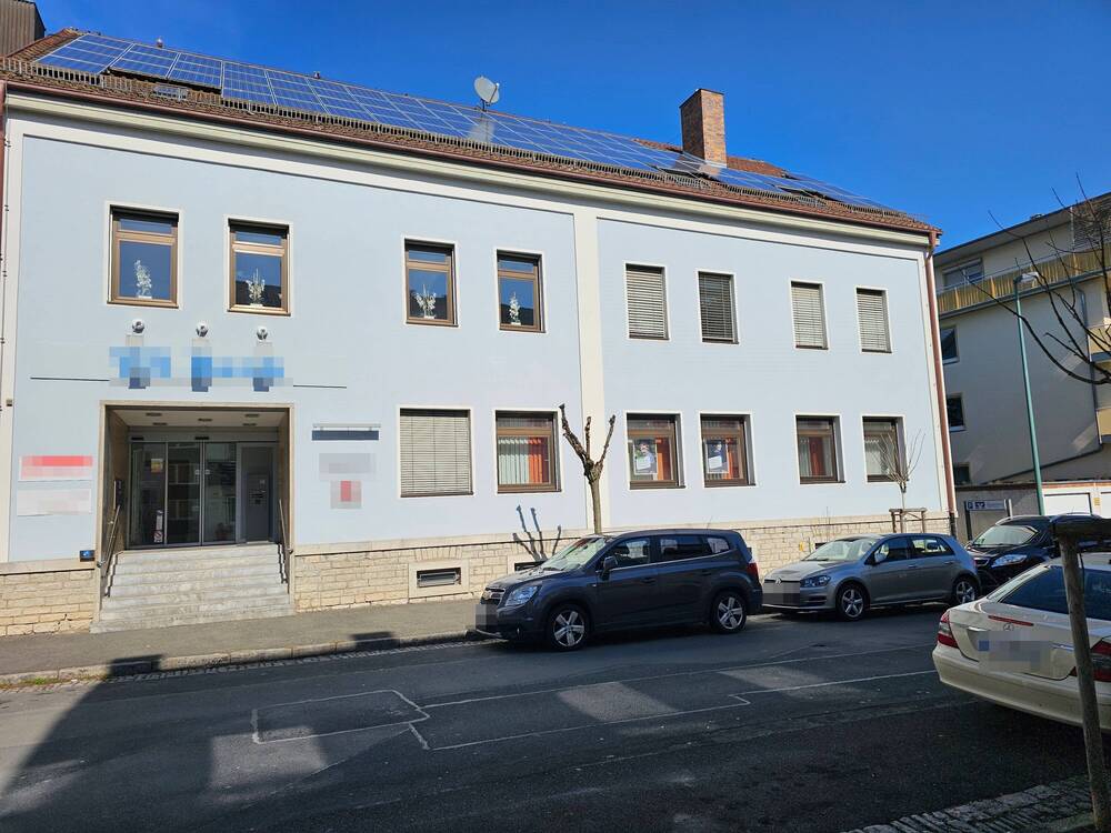 Thumbnail-Stadtnahe, große Gewerbeeinheit ideal als Büroflächen für vielseitige Nutzung