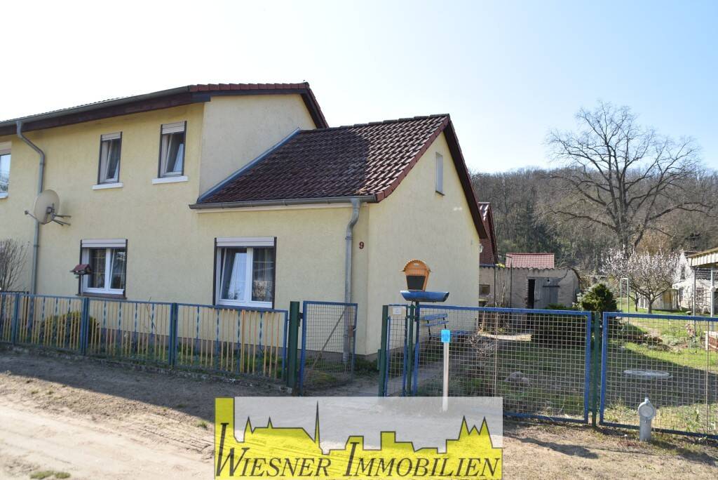 Straßenansicht