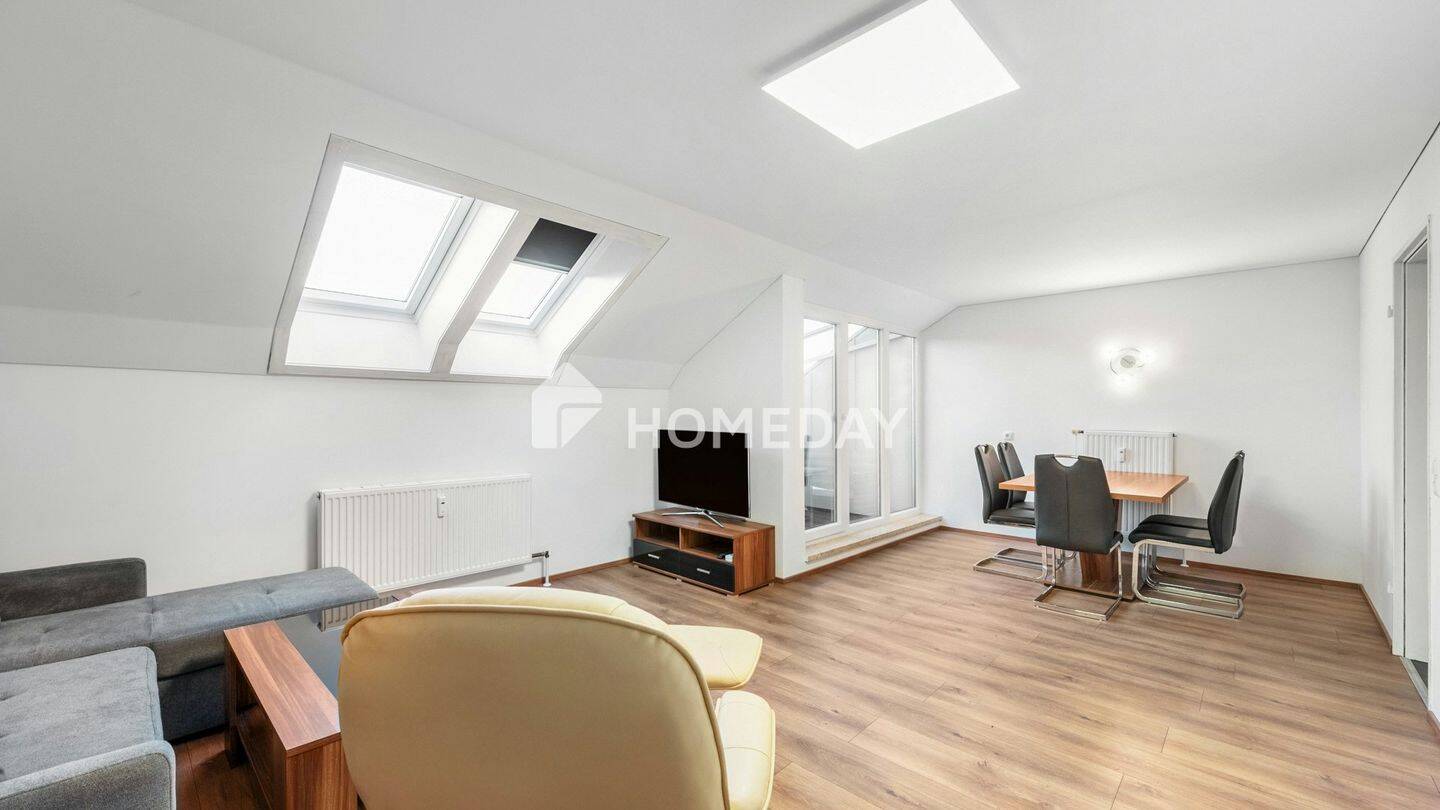 Thumbnail-Freundliche Zwei-Zimmer-Wohnung mit Balkon und klarer Raumstruktur