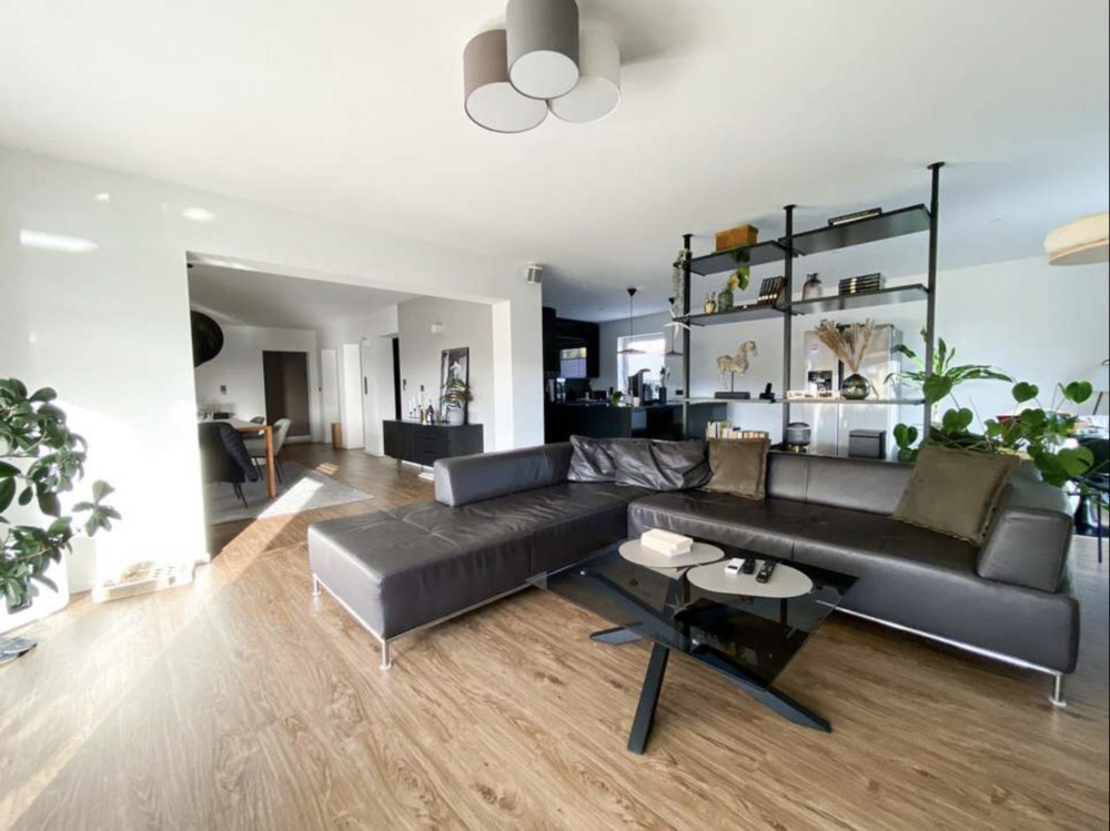 Thumbnail-Traumhaus mit Pool - Wohnen, wo andere Urlaub machen !