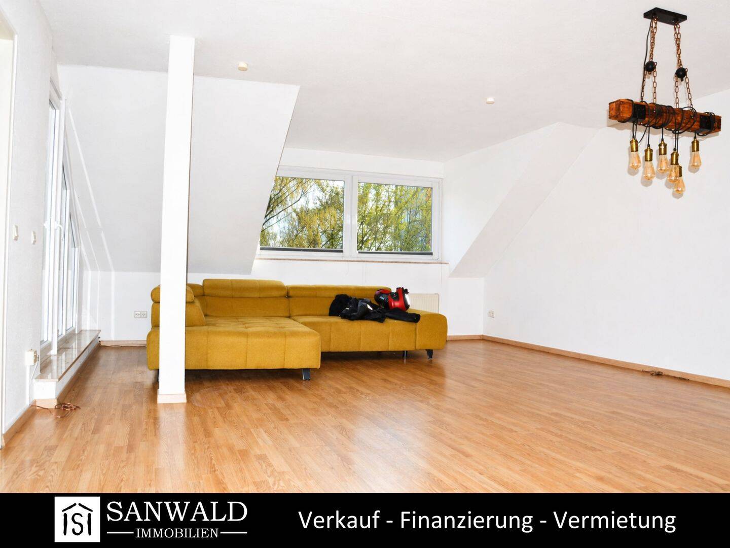 Thumbnail-Moderne 3,5-Zimmer-Wohnung mit Terrasse und perfekter Aufteilung