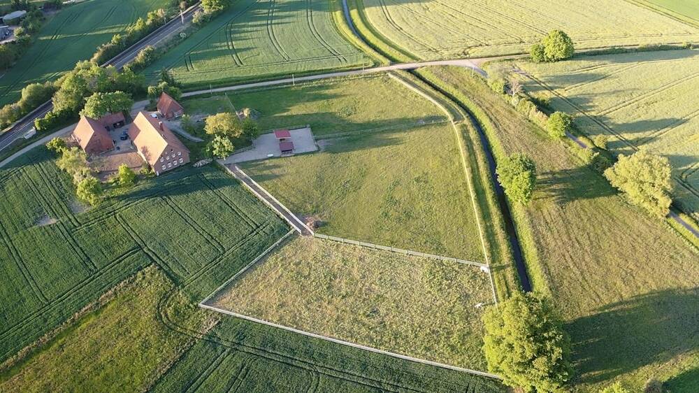 Thumbnail-Kernsanierter Hof mit Charakter und beeindruckender Raumstruktur