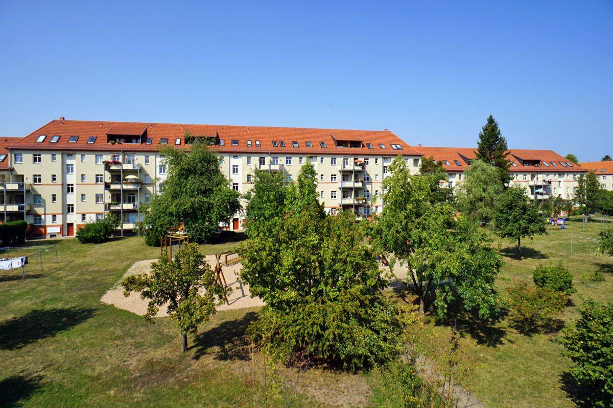 Thumbnail-Tolkewitz, ruhig & grün: Balkon + Wanne