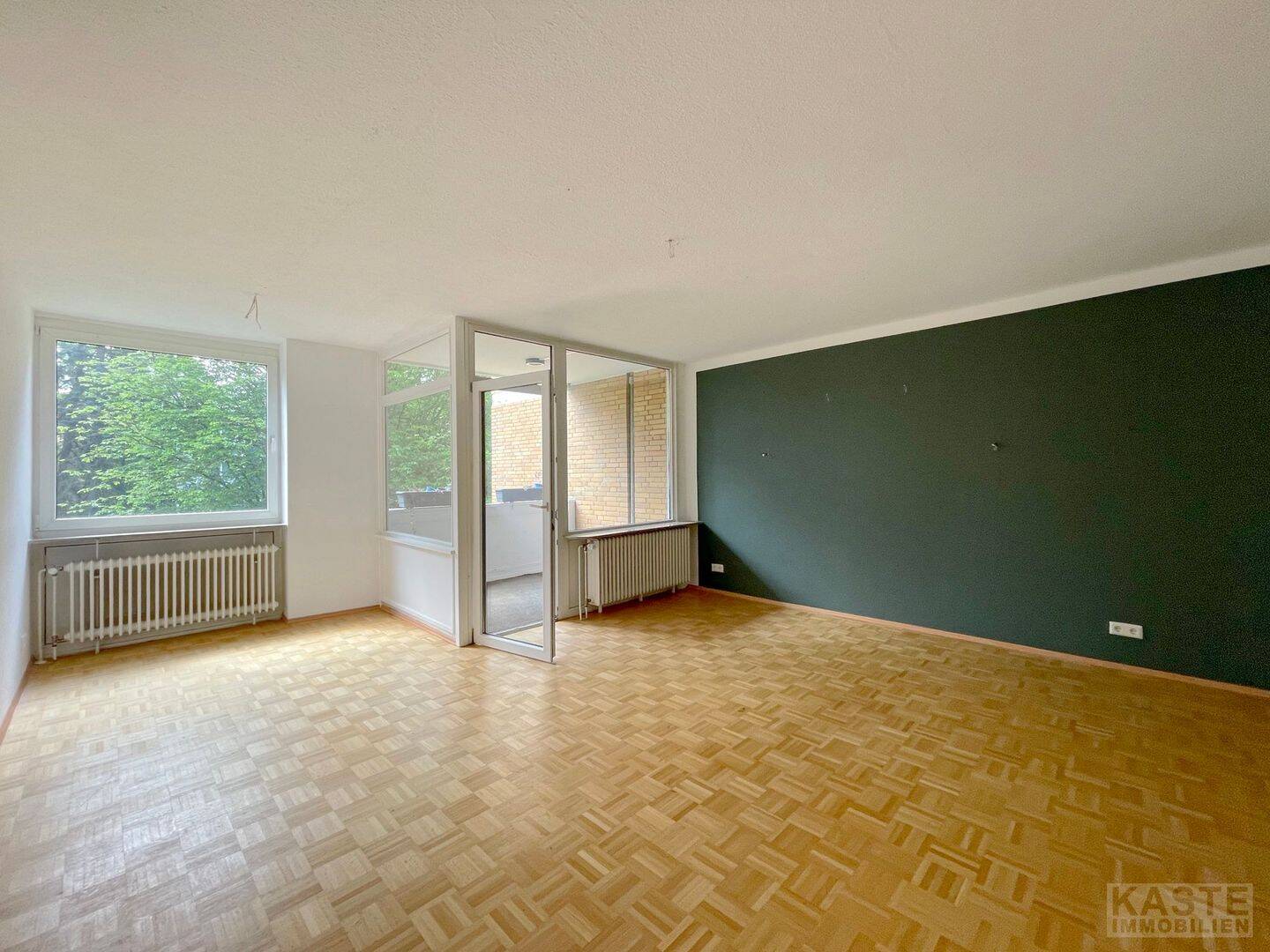 Thumbnail-Modernisierte 3-Zimmer-Wohnung mit Südloggia in Hannover-KirchrodeBemerode