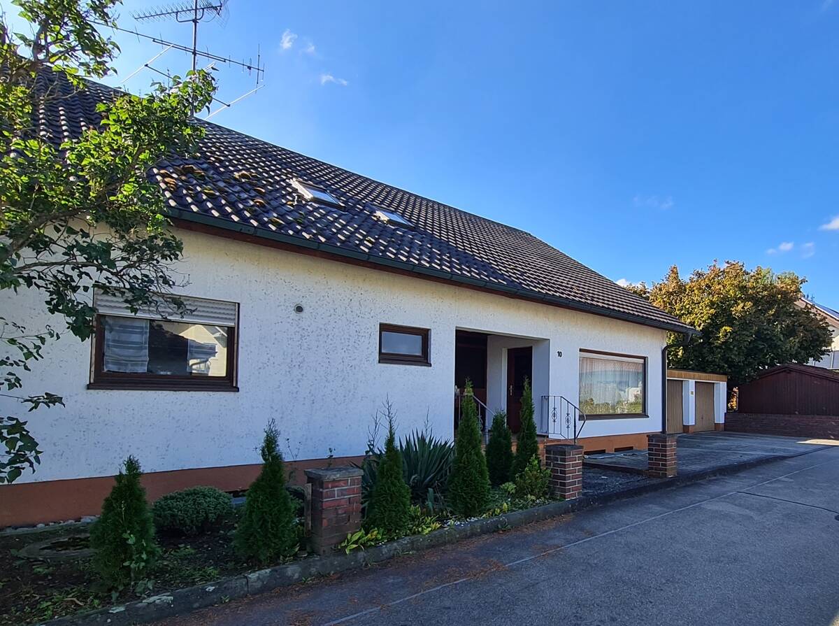 Thumbnail-Geräumiges und solides Zweifamilienhaus in Unlingen