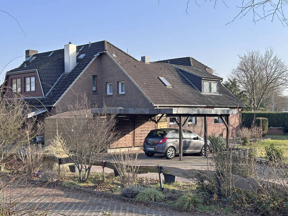 Thumbnail-Charmante Doppelhaushälfte in Wilhelmsburg