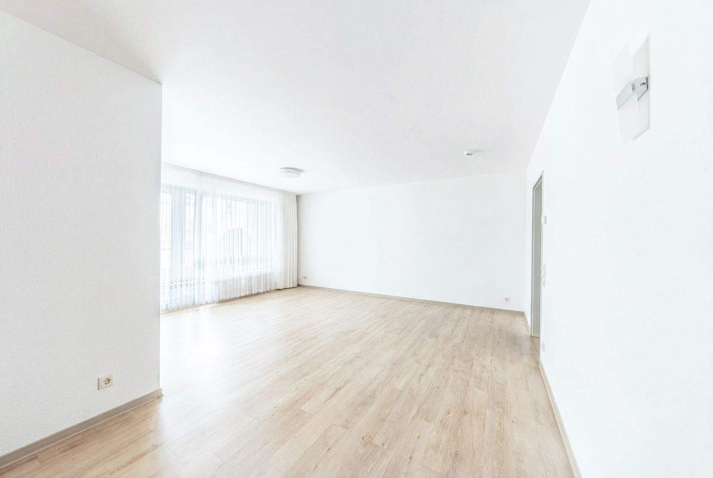 Thumbnail-Sichere Investition: Solide vermietete Eigentumswohnung mit zuverlässigem Mieter