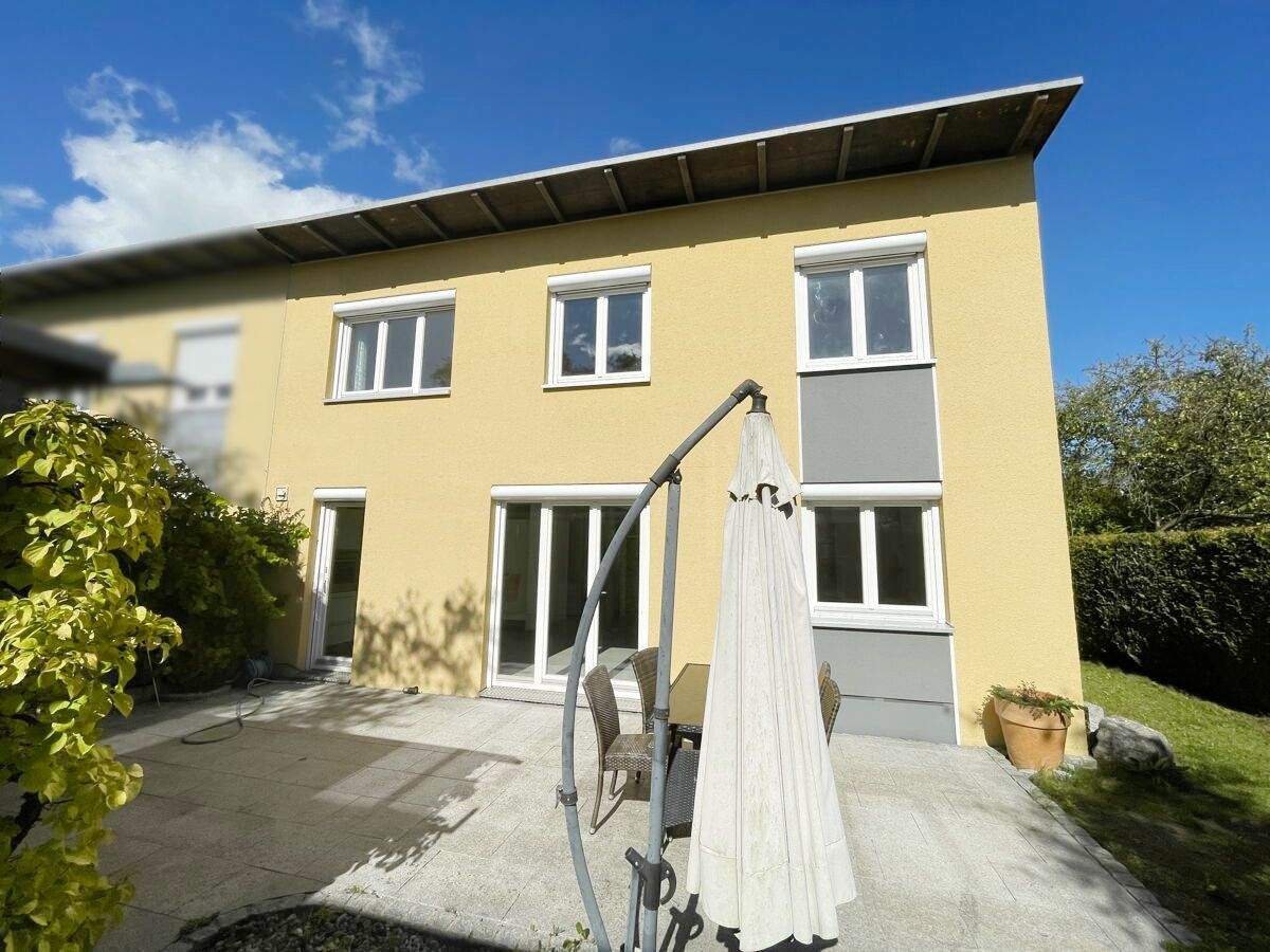 Thumbnail-Reiheneckhaus mit Carport in UlmWiblingen