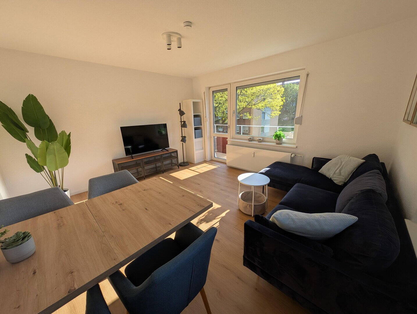 Thumbnail-Wunderschöne möblierte 3-Zi-Wohnung mit Balkon & Keller - ideal für Monteure & Langzeitmieter