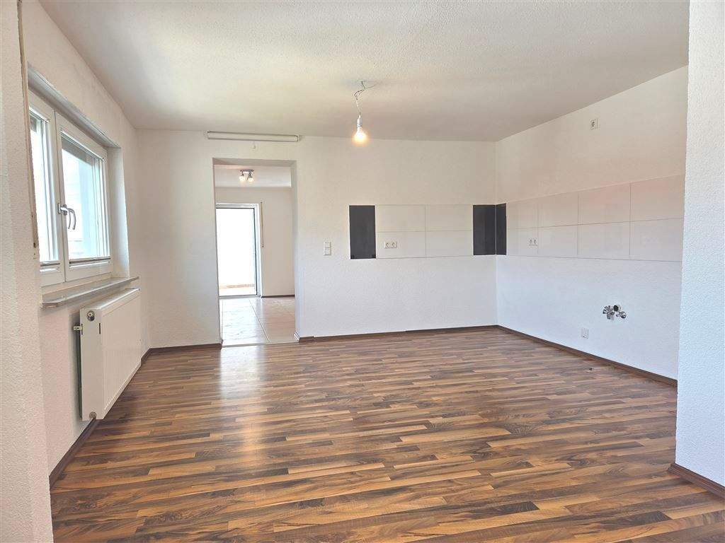 Thumbnail-Moderne 3,5-Zimmer-Wohnung mit Loggia, Balkon und Garage in Langenau bei Göttingen - bezugsfrei