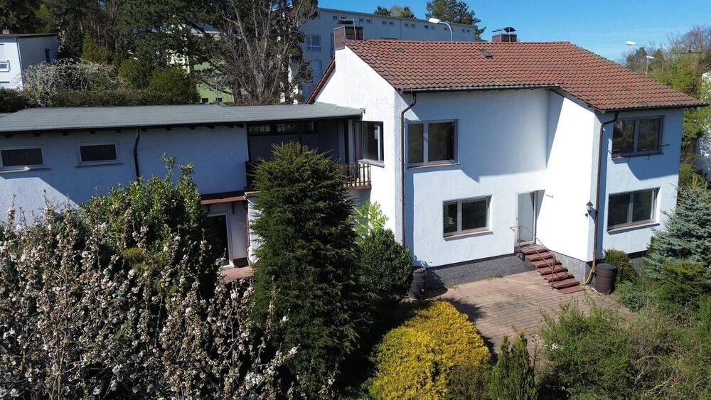 Thumbnail-KL-Bännjerrück: Freistehendes Einfamilienhaus mit Doppelgarage und Garten in bevorzugter Wohnlage