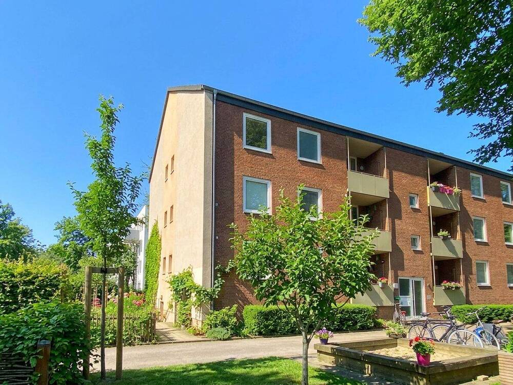 Thumbnail-Großzügige 4-Zimmer-Wohnung mit zwei Balkonen im Süden Münsters