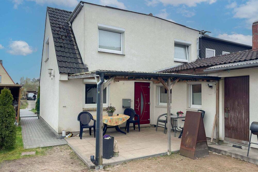 Thumbnail-Endlich Machen statt weiter Suchen: Kompaktes Handwerkerhaus mit Garten wartet auf Ihr Finish!