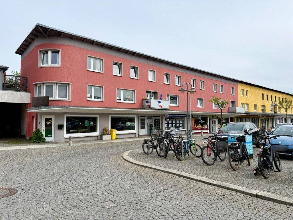 Thumbnail-Gesamte WohnNutzfläche inkl. Gewerberfl. : ca. 619 m² 