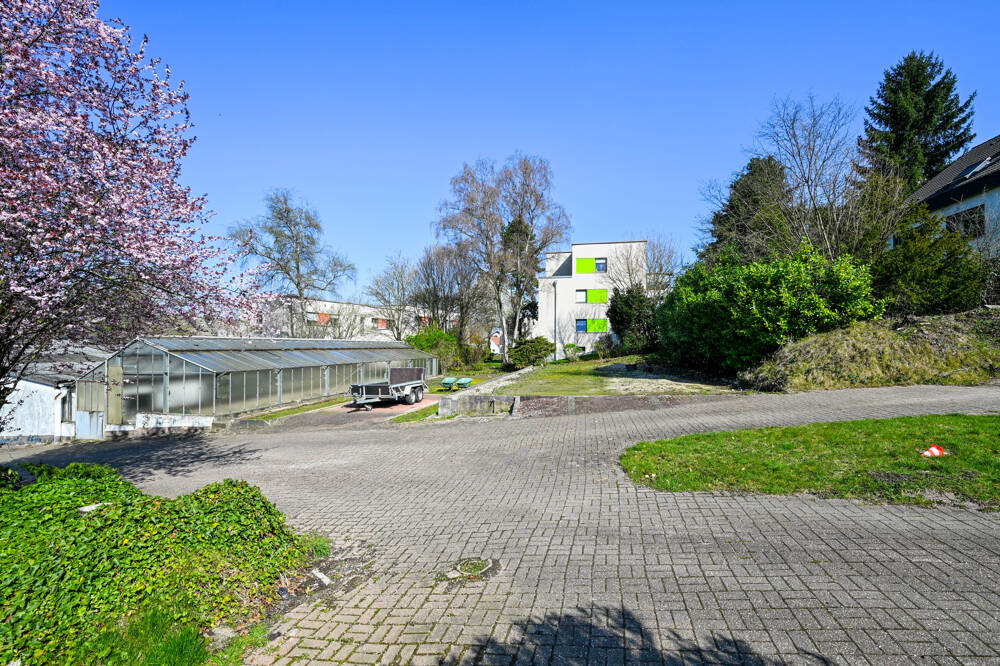 Thumbnail-Seltenes Baugrundstück in Bestlage: Vielseitige Bebauungsmöglichkeiten in der Hattinger Südstadt
