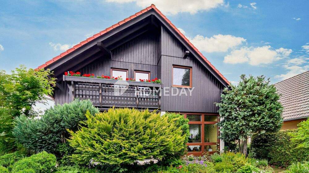 Thumbnail-Top gepflegtes EFH mit Gartenparadies, Terrasse, Kamin, Carport und Wohlfühlatmosphäre