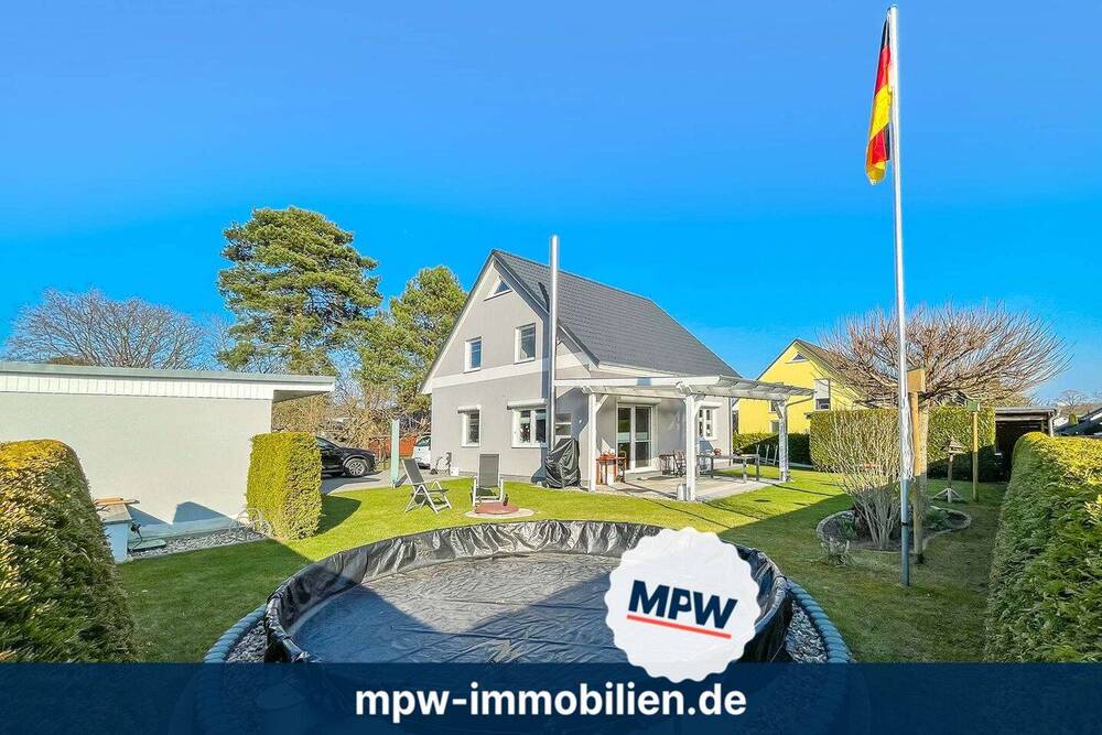 Thumbnail-Mehr als nur ein Haus - Einfamilienhaus mit Werkstatt, Pool & Garten